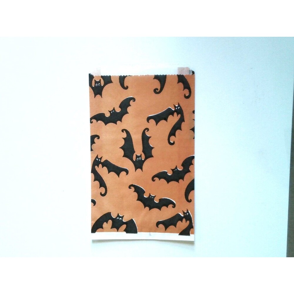 Fun-World Halloween Bat Paper Treat Bag Party Favor Trick or Treat USA